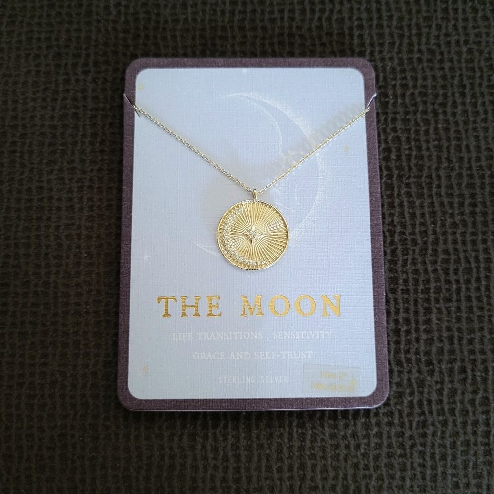 "The Moon"🌙 Disc📀 Pendant Necklace - NWT - Picture 11 of 12